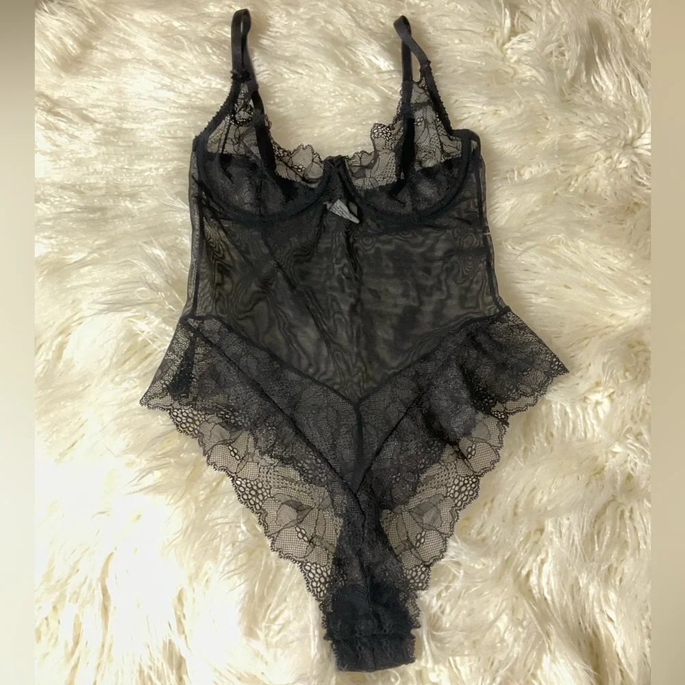 Black, lacey, supportive, underwire, thong teddy